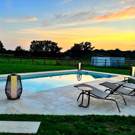 Le Domaine Du Pin Bed & Breakfast Chatillon sur Chalaronne Bagian luar foto