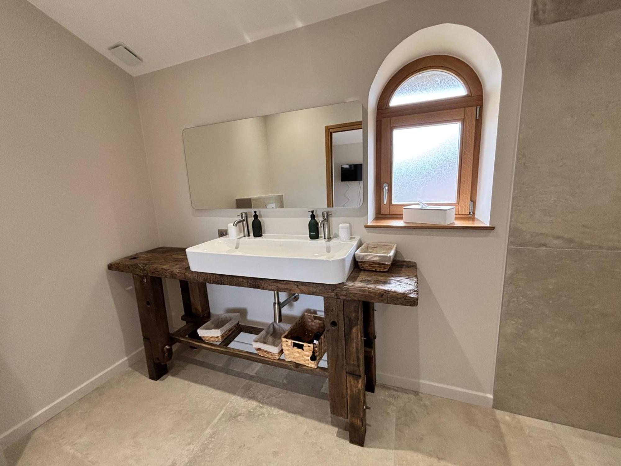 Le Domaine Du Pin Bed & Breakfast Chatillon sur Chalaronne Bagian luar foto