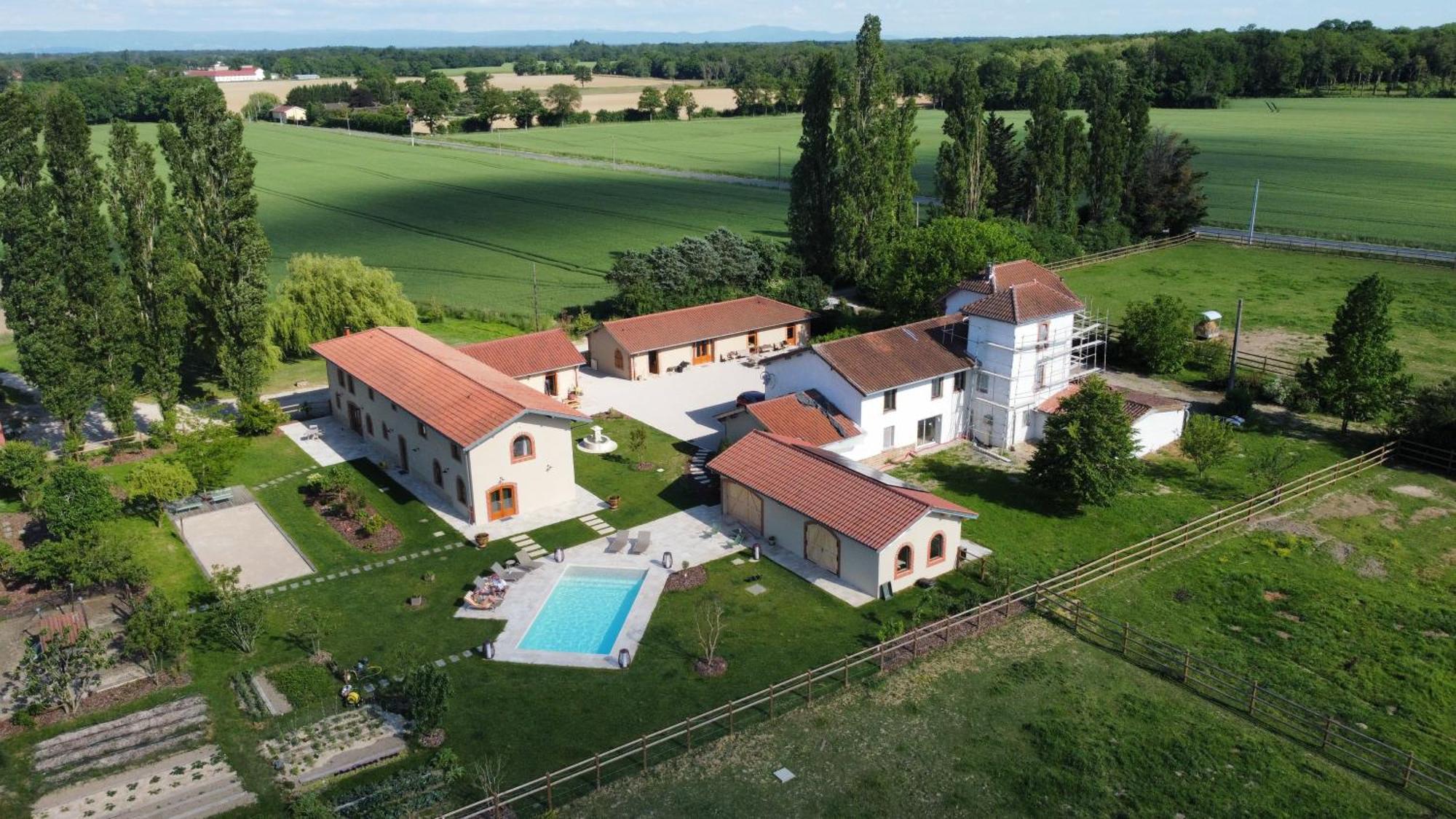 Le Domaine Du Pin Bed & Breakfast Chatillon sur Chalaronne Bagian luar foto