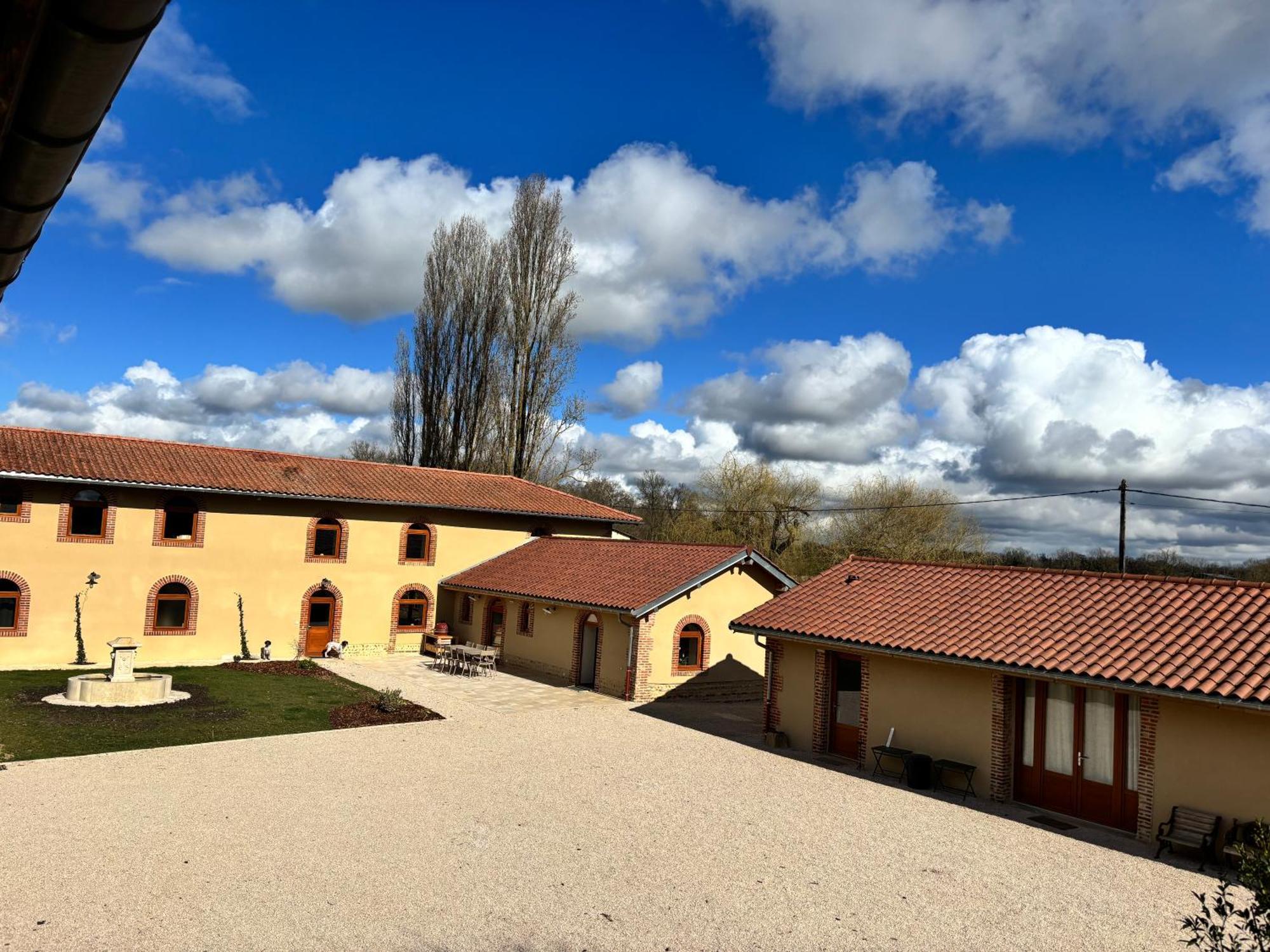 Le Domaine Du Pin Bed & Breakfast Chatillon sur Chalaronne Bagian luar foto