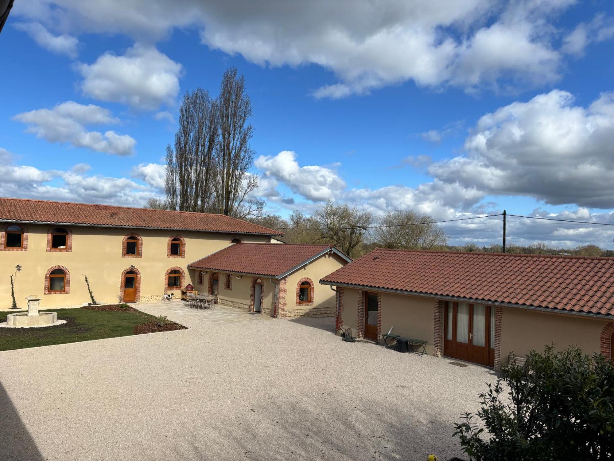 Le Domaine Du Pin Bed & Breakfast Chatillon sur Chalaronne Bagian luar foto